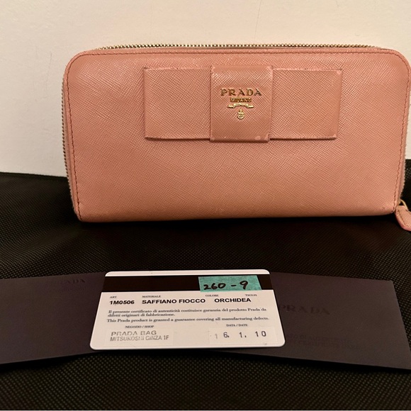 Prada Saffiano Fiocco Bow Zippy Long Wallet in the color Orchidea. With COA - Picture 2 of 15
